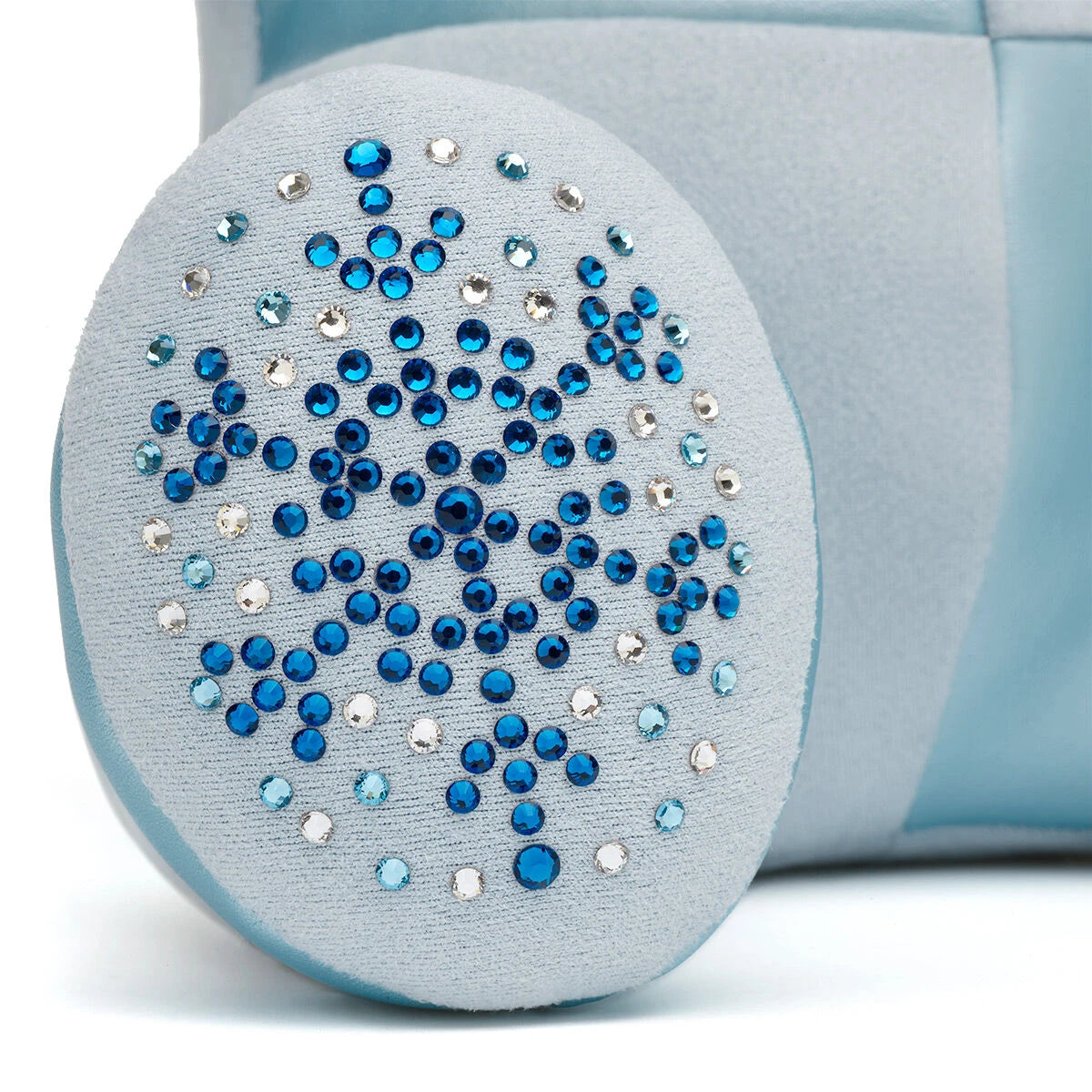 Sparkling Snowfall Build-A-Bear® Collectible Featuring Swarovski® crystals - US 3830